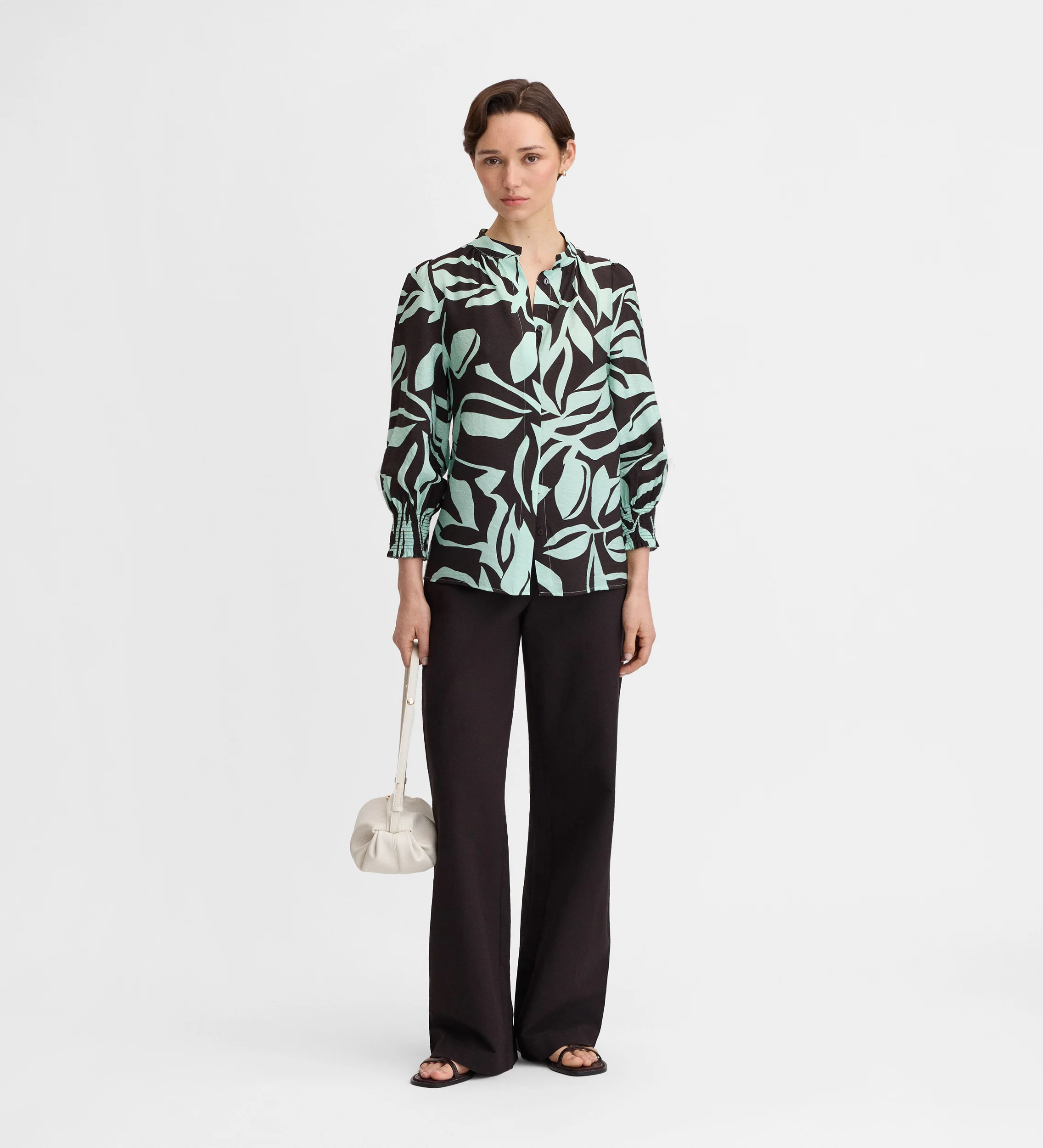 Blusa estampada bicolor