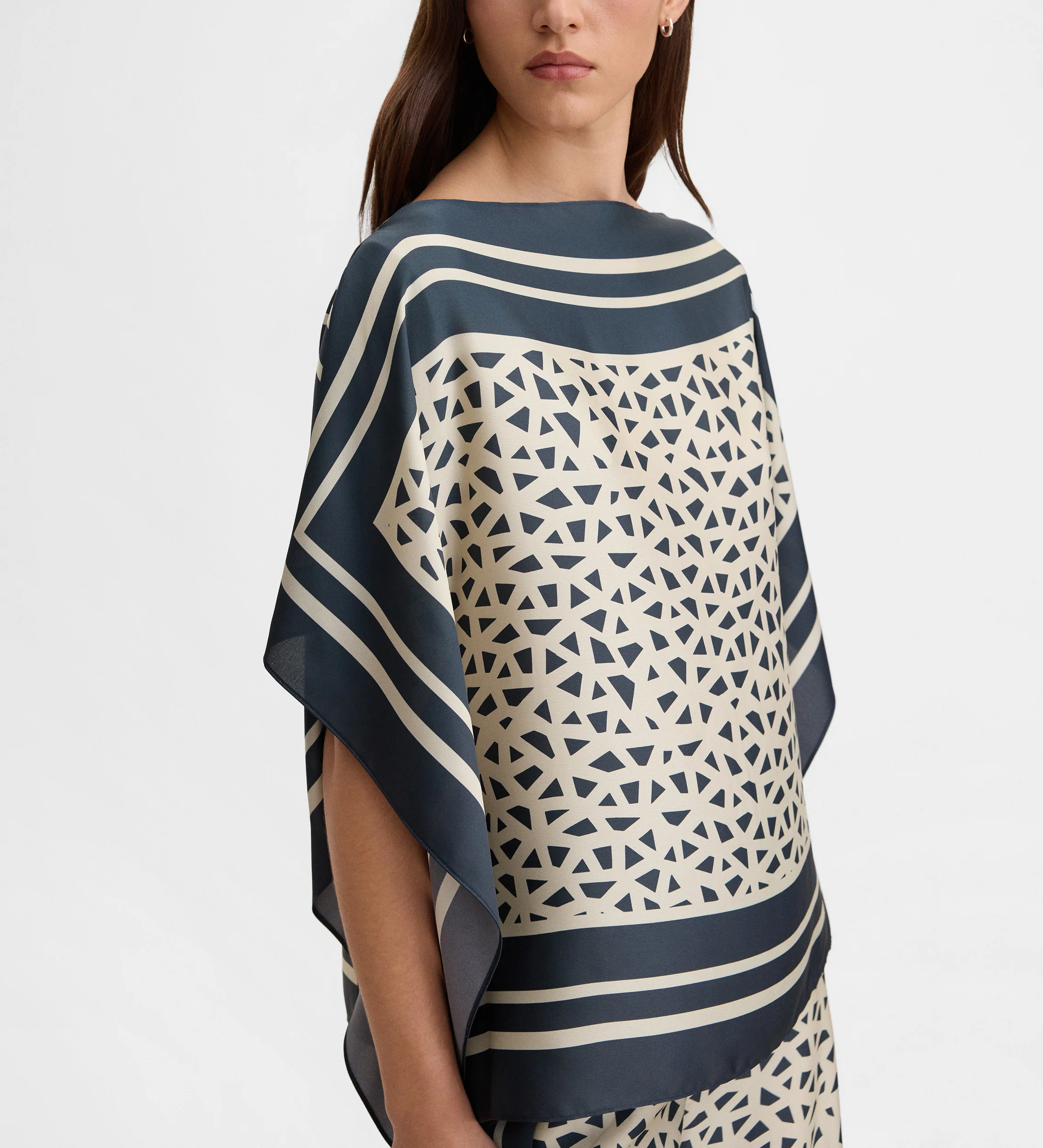 Blusa estampada pañuelo - Image 4