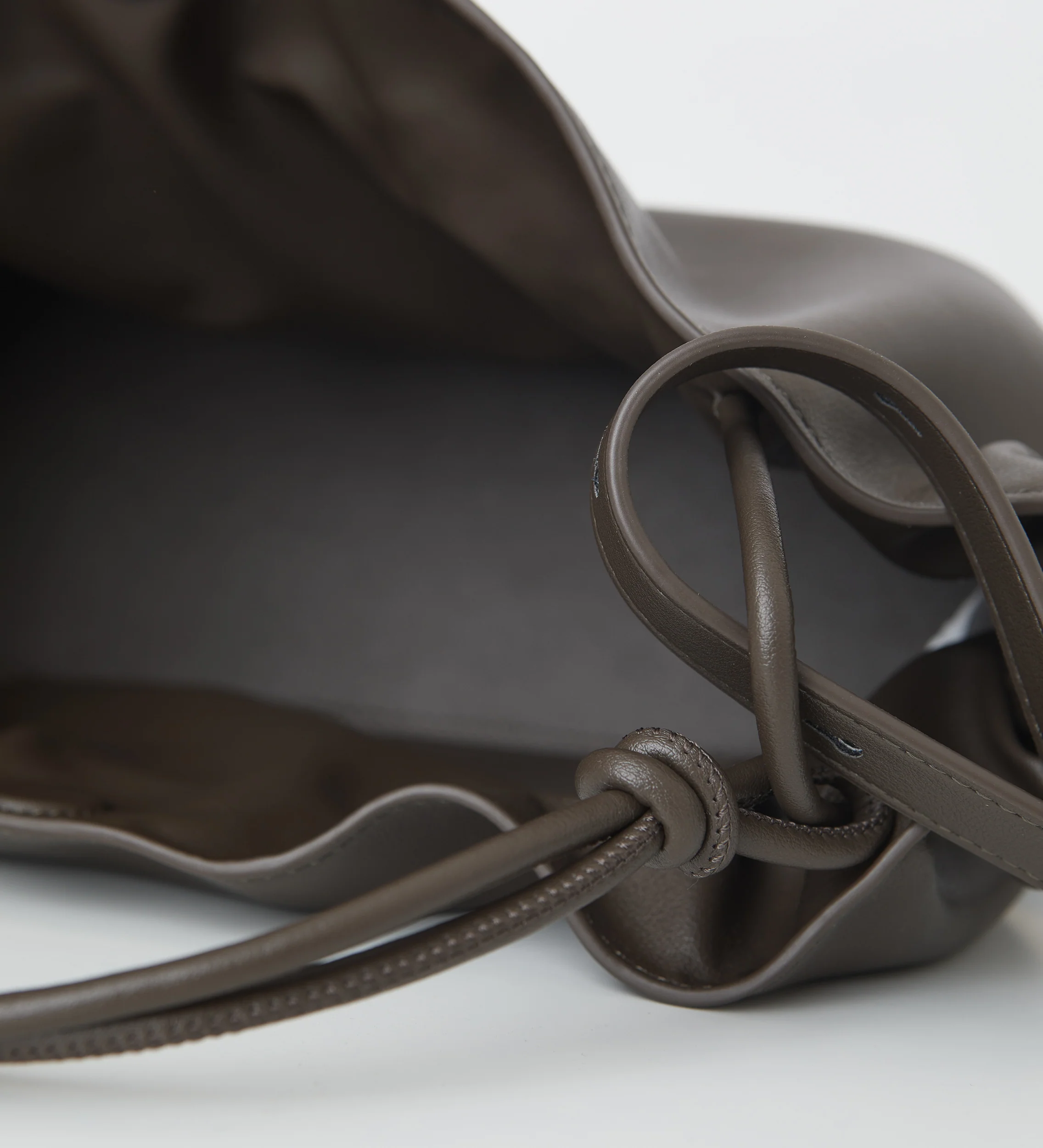 Bolso saco piel - Image 4