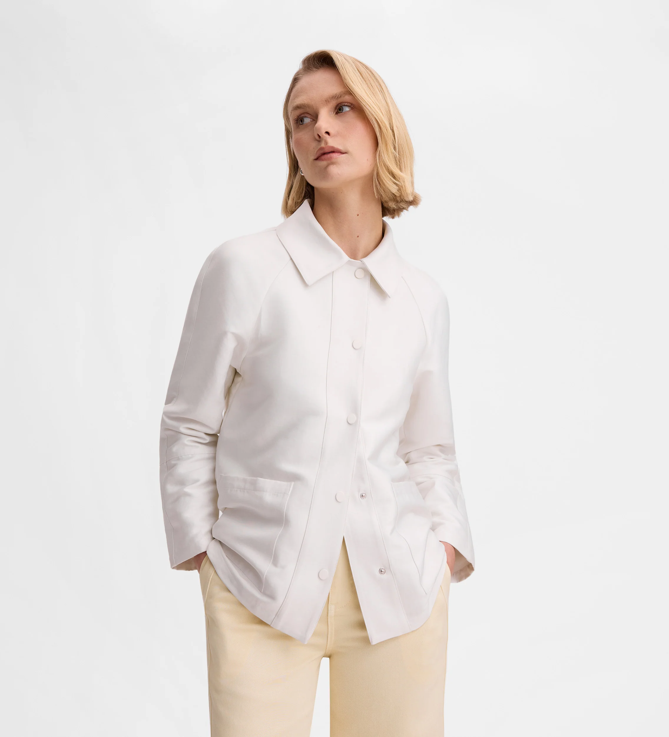 Chaqueta técnica capucha - Image 6