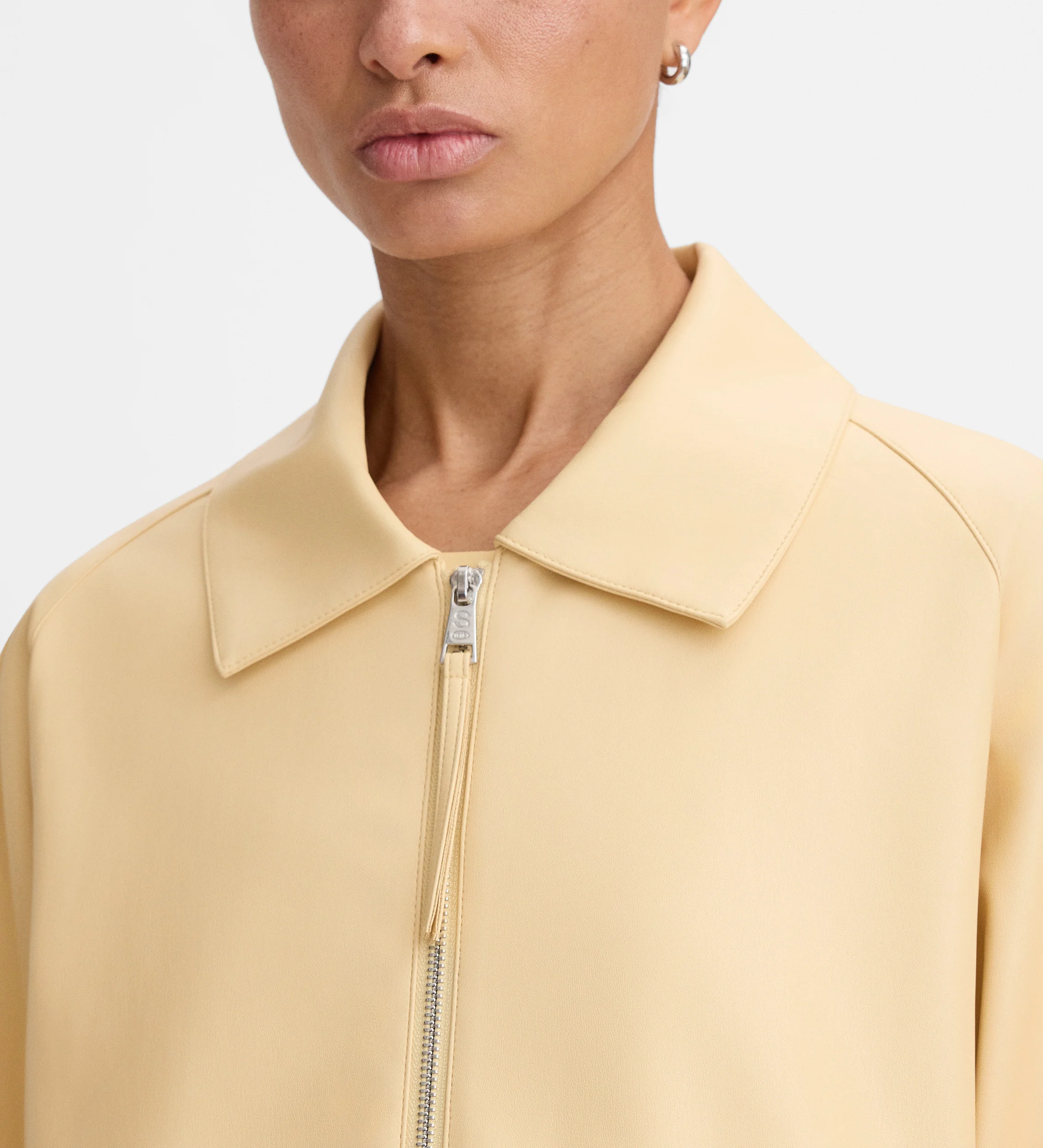 Gabardina piel vegana - Image 4