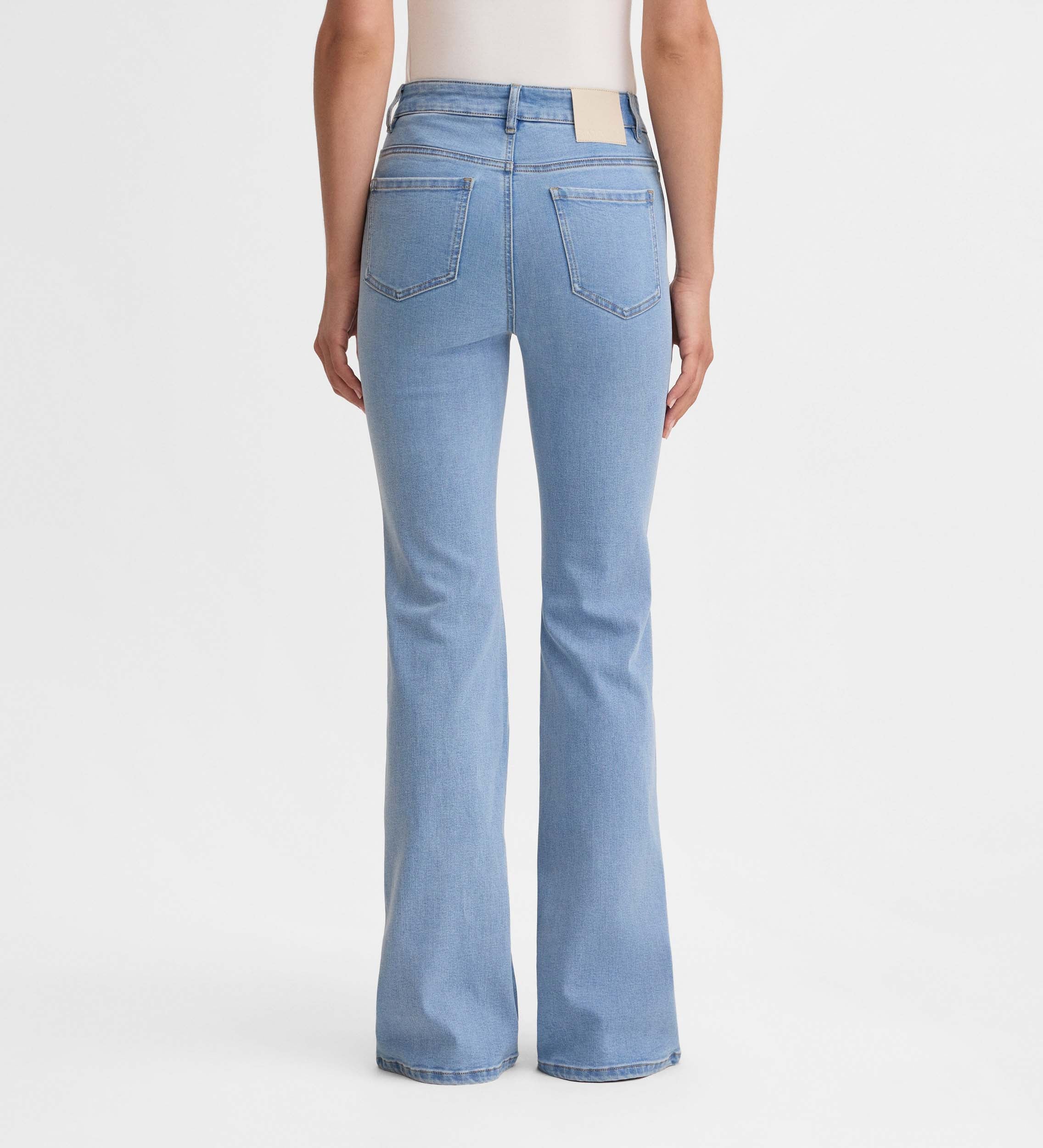 Pantalón bolsillos parche - Image 5