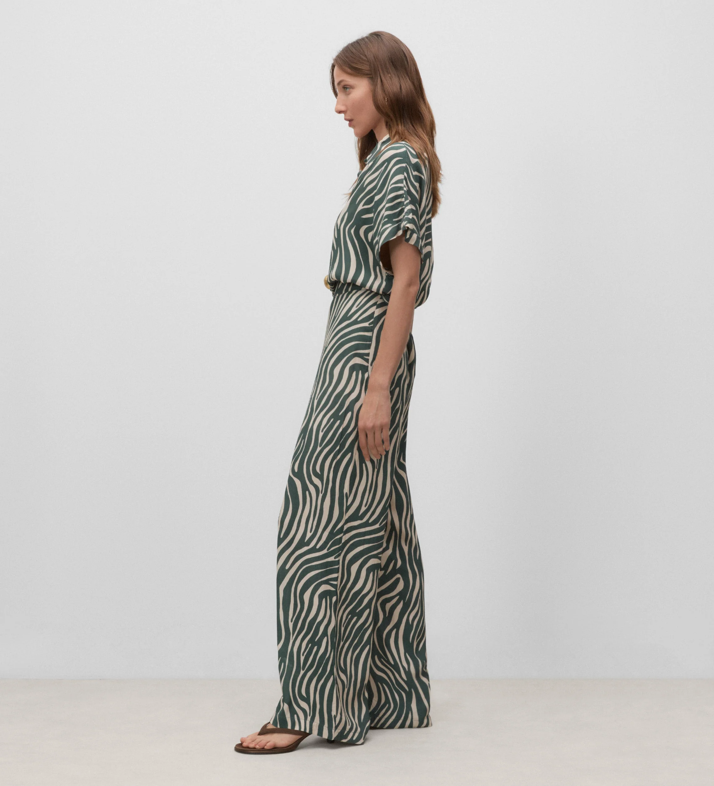 Pantalón fluido estampado - Image 4
